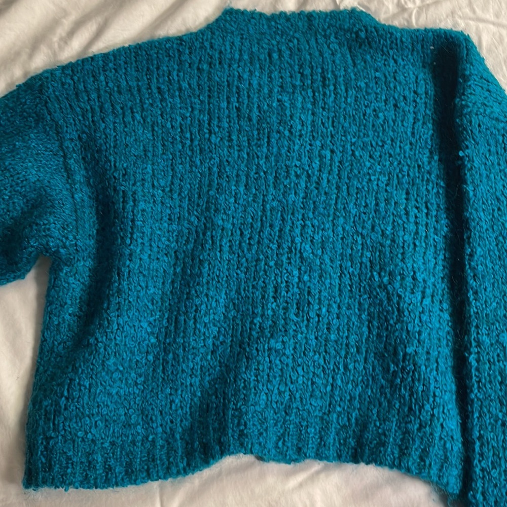 Sweater - Picture 14 of 16